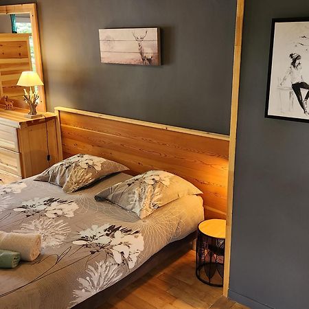 La Girandole Chambre D'Hotes Et Location D'Appartement Арвьё Экстерьер фото