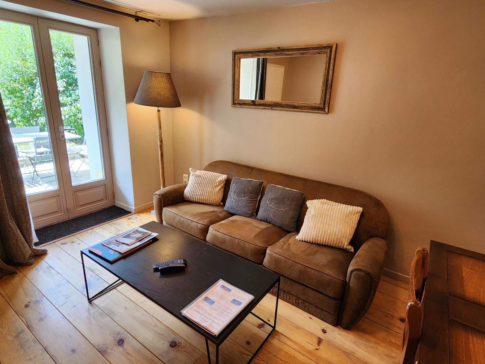 La Girandole Chambre D'Hotes Et Location D'Appartement Арвьё Экстерьер фото
